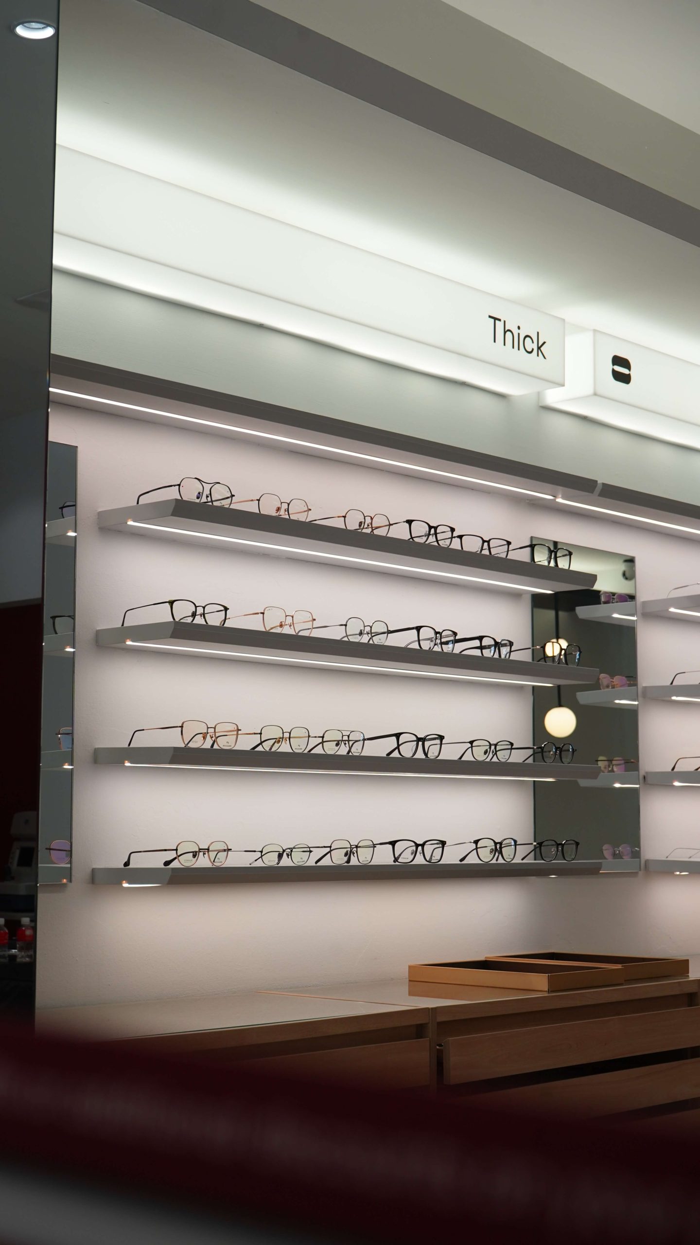 Multifocal Specialist Sri Petaling stylish frame
