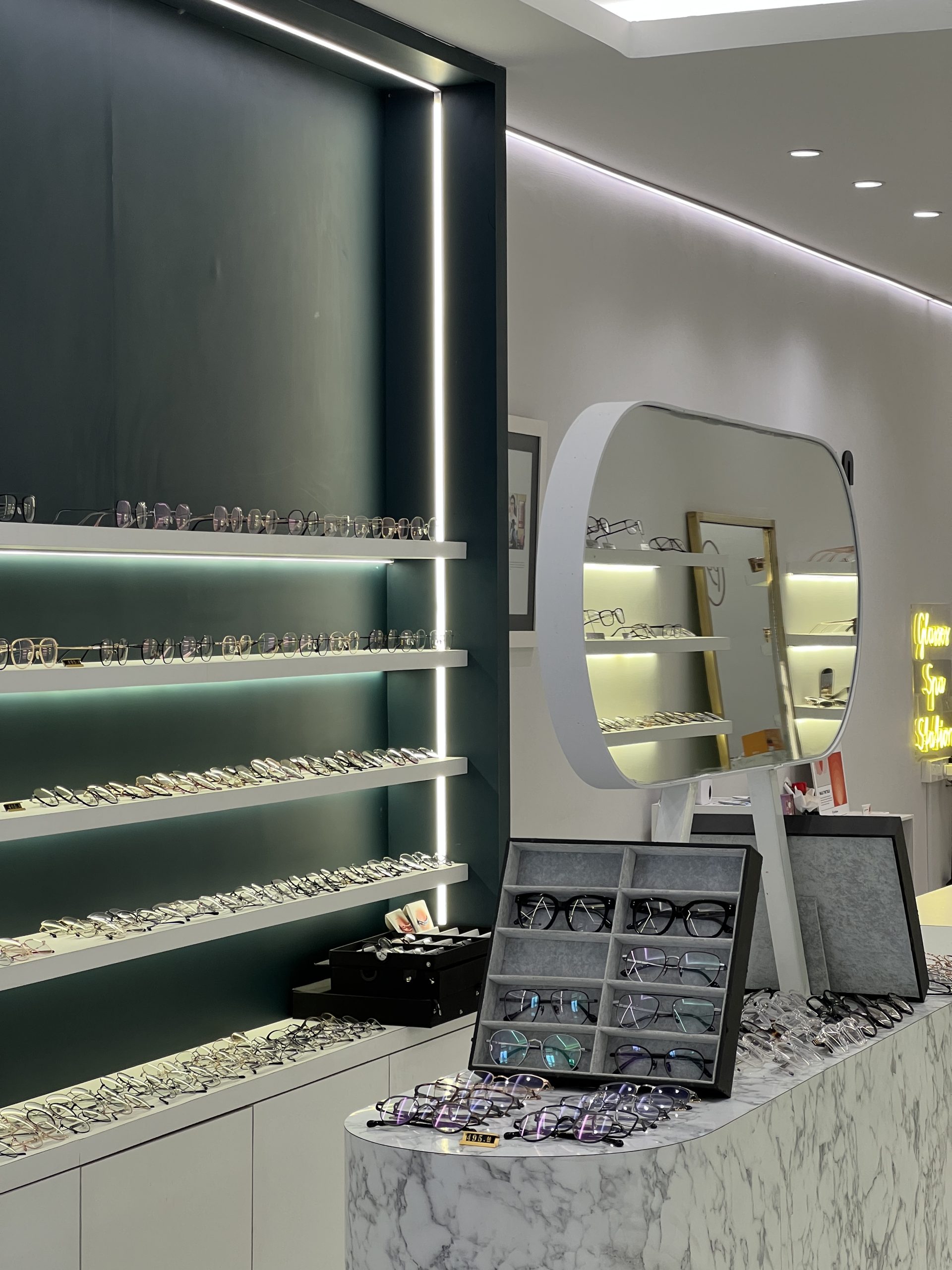 Multifocal Specialist Hartamas frame